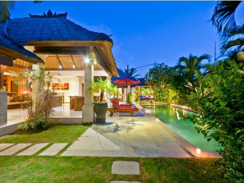 Olive * Seminyak (Bali)