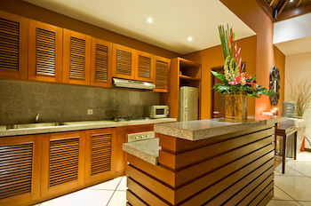 Olive Seminyak (Bali)